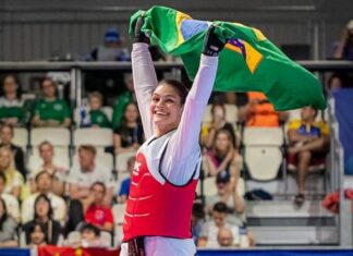 Maria Clara Pacheco domina Grand Prix de Taekwondo com vitória em Paris
